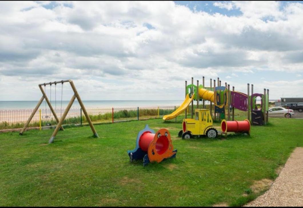 Savannah-By-The-Sea Bridlington Extérieur photo